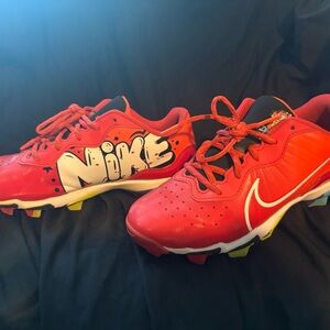 Nike Kids Red Graphic NIKE Huarache baseball cleats size Y6